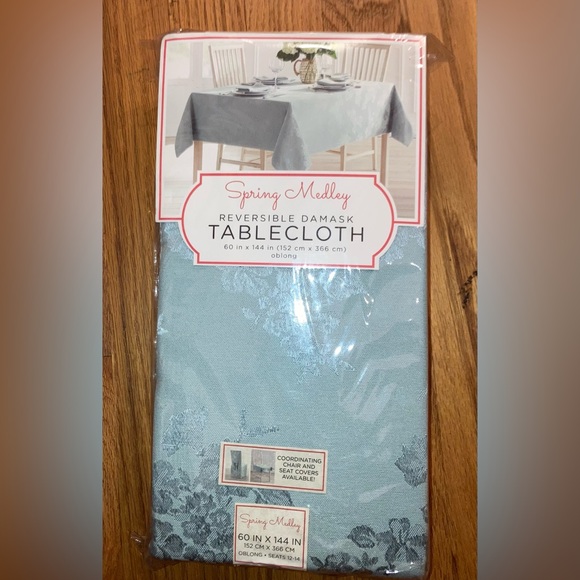 Town & Country Other - Floral DamaskTablecloth - Town & Country Spring Medley Reversible Mist